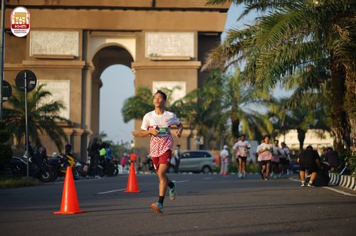 Race photo from Kediri Half Marathon 2024