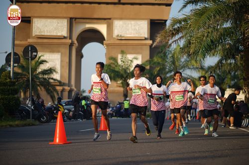 Race photo from Kediri Half Marathon 2024