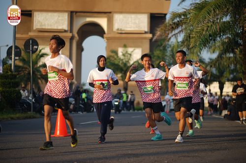 Race photo from Kediri Half Marathon 2024