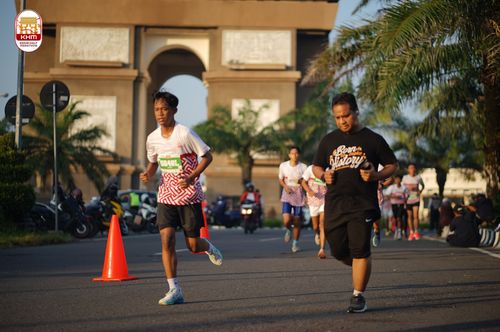 Race photo from Kediri Half Marathon 2024