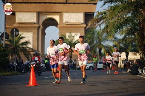 Race photo from Kediri Half Marathon 2024