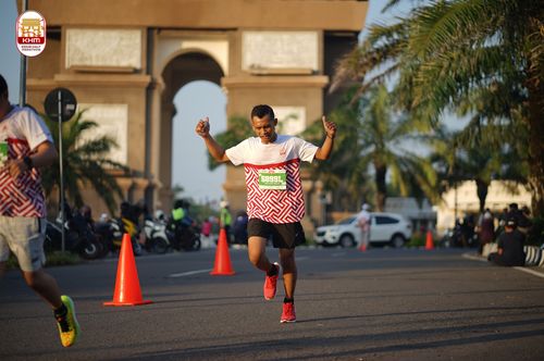 Race photo from Kediri Half Marathon 2024