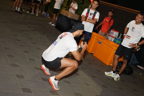 Race photo from PIK NITE RUN VIBES