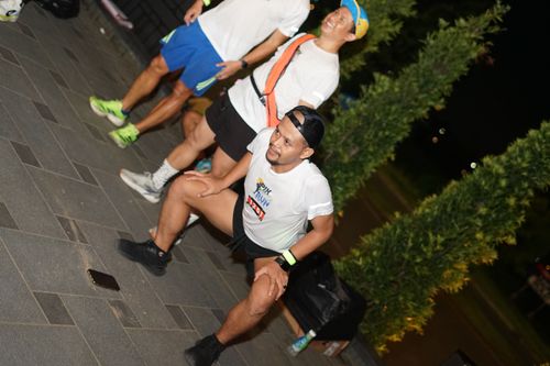 Race photo from PIK NITE RUN VIBES