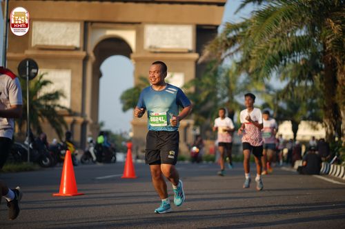 Race photo from Kediri Half Marathon 2024
