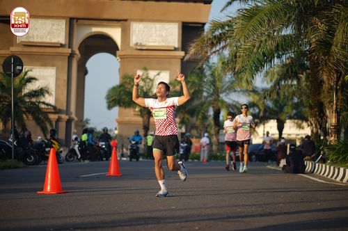 Race photo from Kediri Half Marathon 2024