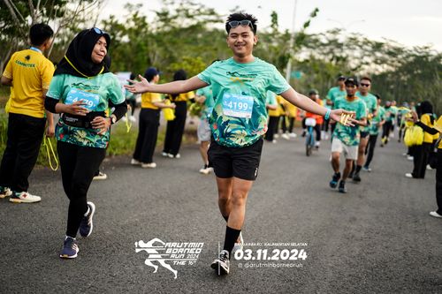 Race photo from Arutmin Borneo Run 2024