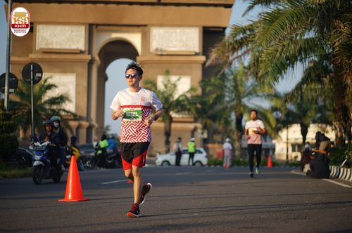 Race photo from Kediri Half Marathon 2024