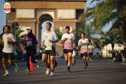 Race photo from Kediri Half Marathon 2024