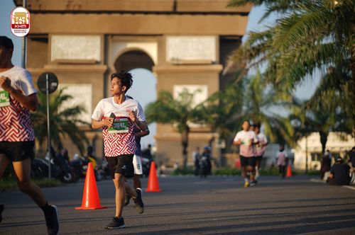 Race photo from Kediri Half Marathon 2024