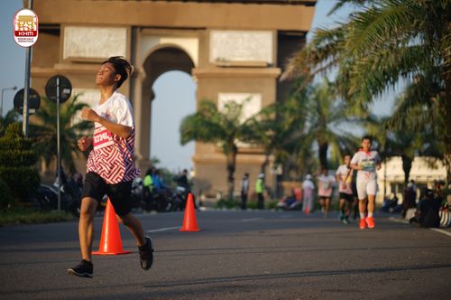 Race photo from Kediri Half Marathon 2024