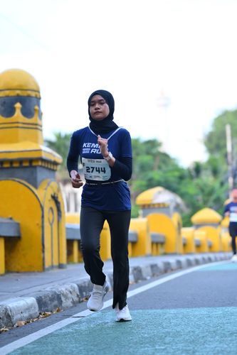 Race photo from KEMLU RUN 2025