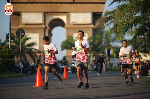 Race photo from Kediri Half Marathon 2024