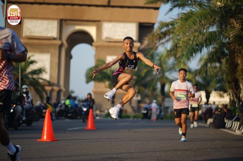 Race photo from Kediri Half Marathon 2024