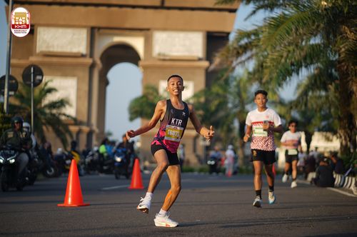Race photo from Kediri Half Marathon 2024