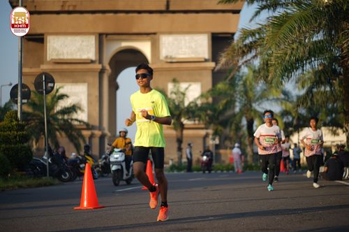 Race photo from Kediri Half Marathon 2024