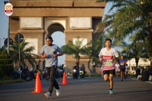 Race photo from Kediri Half Marathon 2024