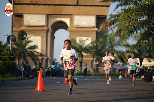 Race photo from Kediri Half Marathon 2024