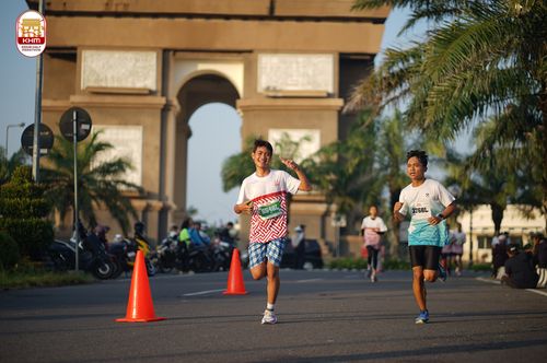 Race photo from Kediri Half Marathon 2024