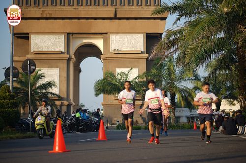 Race photo from Kediri Half Marathon 2024