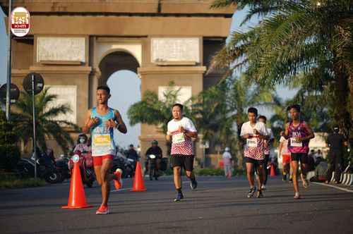 Race photo from Kediri Half Marathon 2024
