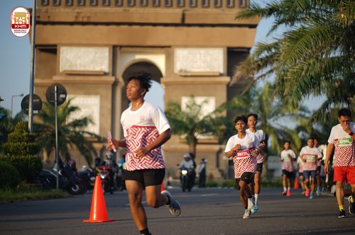 Race photo from Kediri Half Marathon 2024