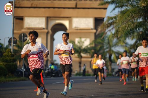 Race photo from Kediri Half Marathon 2024
