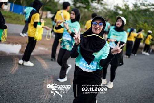 Race photo from Arutmin Borneo Run 2024