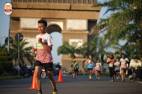 Race photo from Kediri Half Marathon 2024