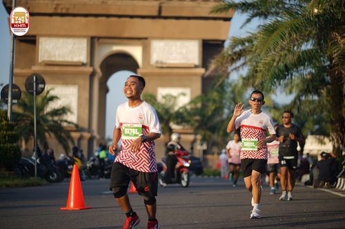 Race photo from Kediri Half Marathon 2024