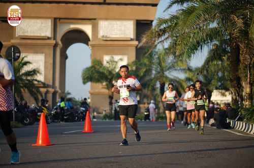 Race photo from Kediri Half Marathon 2024