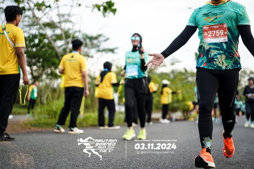 Race photo from Arutmin Borneo Run 2024