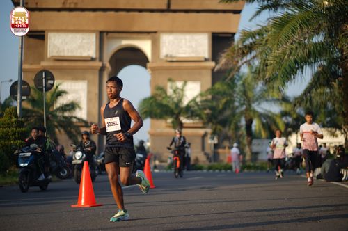 Race photo from Kediri Half Marathon 2024