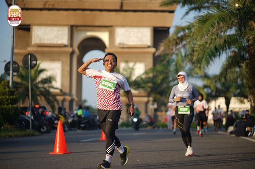 Race photo from Kediri Half Marathon 2024