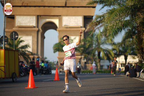 Race photo from Kediri Half Marathon 2024