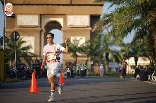 Race photo from Kediri Half Marathon 2024