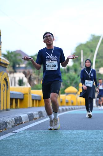 Race photo from KEMLU RUN 2025