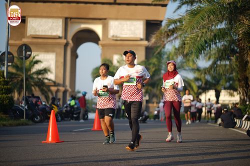 Race photo from Kediri Half Marathon 2024
