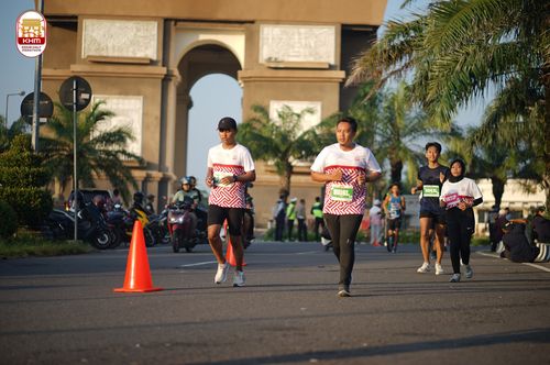 Race photo from Kediri Half Marathon 2024