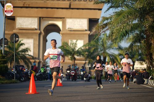 Race photo from Kediri Half Marathon 2024