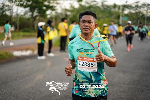 Race photo from Arutmin Borneo Run 2024