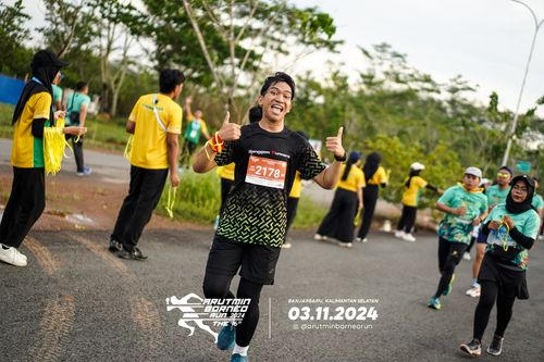 Race photo from Arutmin Borneo Run 2024