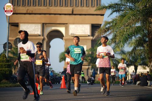 Race photo from Kediri Half Marathon 2024