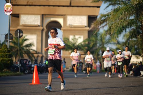 Race photo from Kediri Half Marathon 2024