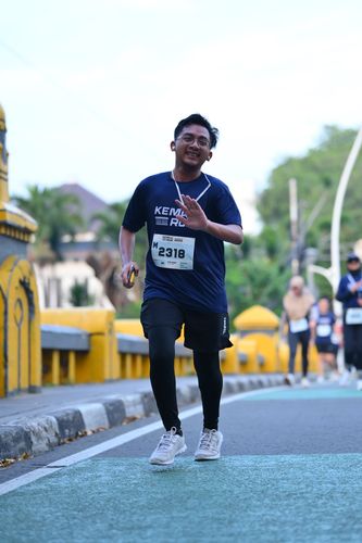 Race photo from KEMLU RUN 2025