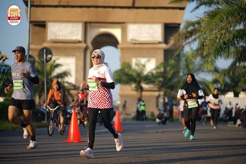 Race photo from Kediri Half Marathon 2024