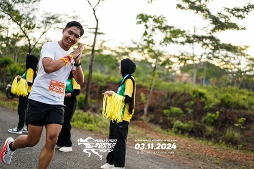 Race photo from Arutmin Borneo Run 2024