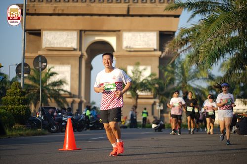 Race photo from Kediri Half Marathon 2024