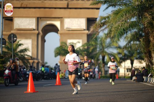 Race photo from Kediri Half Marathon 2024