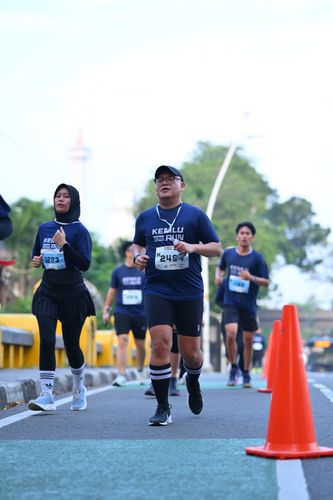 Race photo from KEMLU RUN 2025